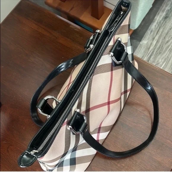 Burberry Black and Tan Checkered Tote - Picture 5 of 12